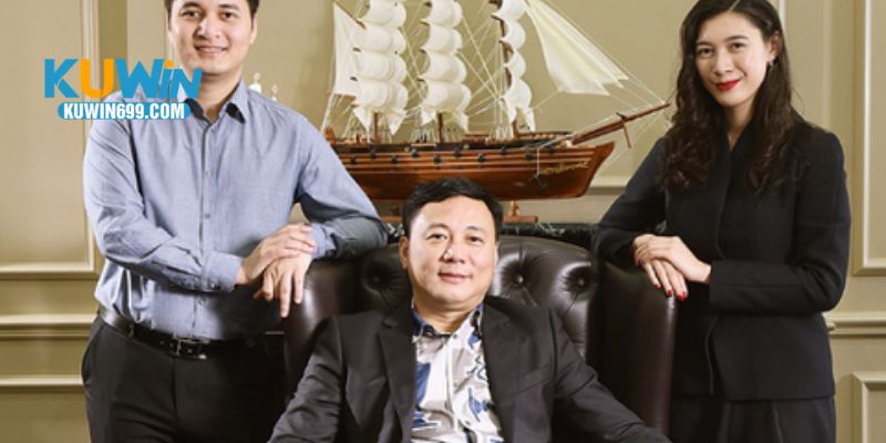 CEO Linh Đan bên cạnh các đối tác cá cược hàng đầu châu Á